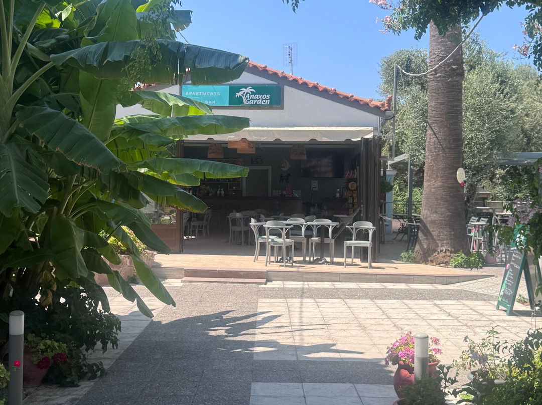 阿娜索斯花园酒店主图