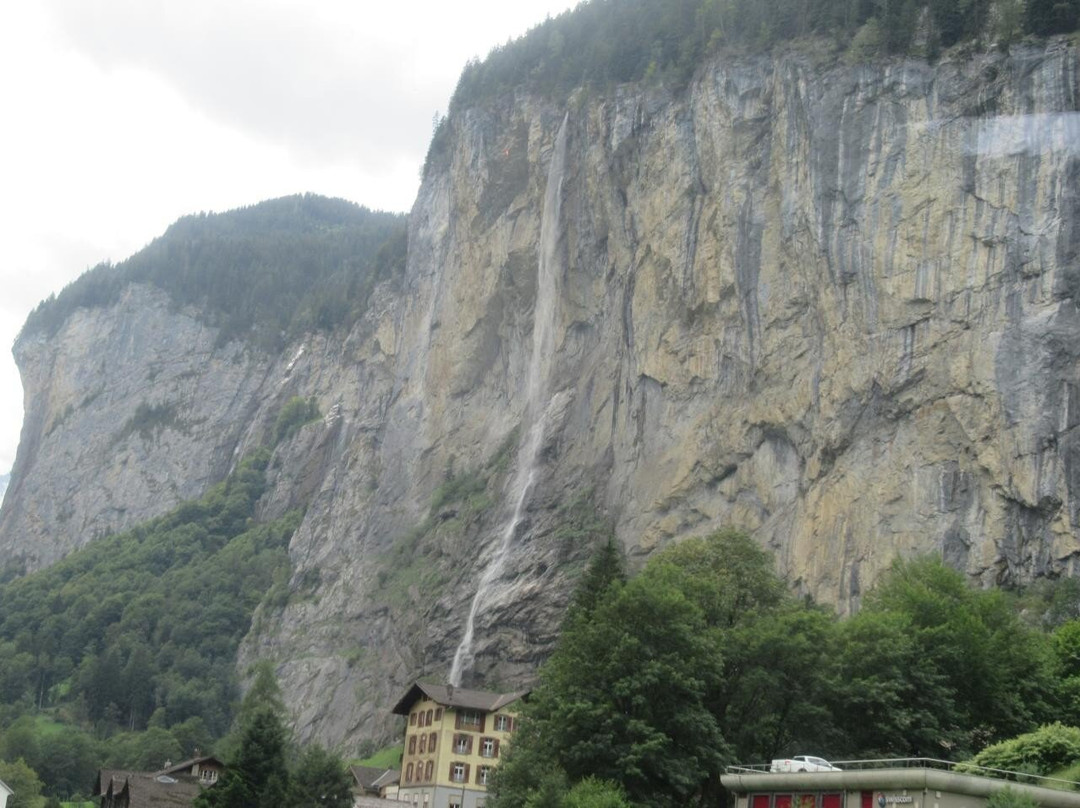 Staubbach Waterfall-劳特布龙嫩必去景点