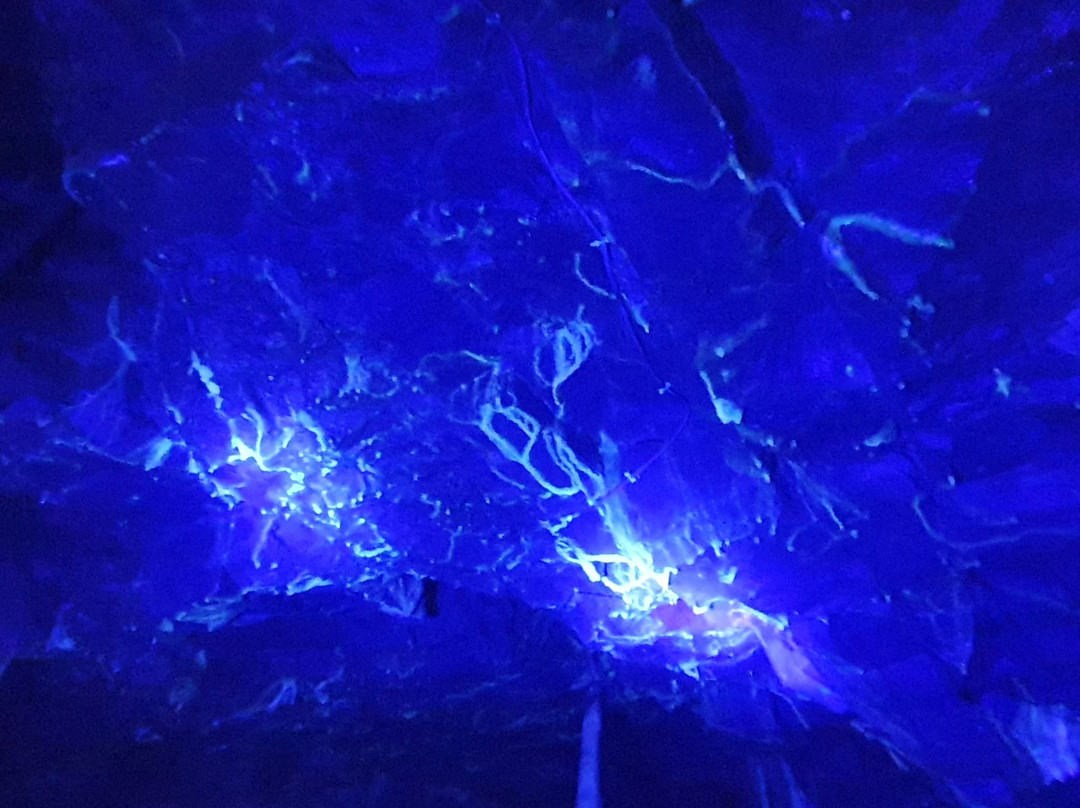 Stump Cross Caverns-Pateley Bridge必去景点