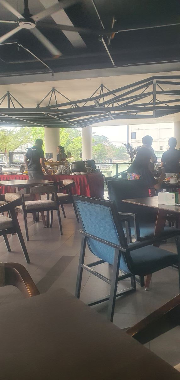 金色郁金香酒店-坤甸-旅行者