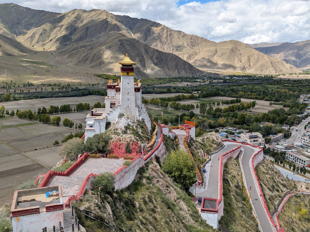 藏路旅游-拉萨市必去景点