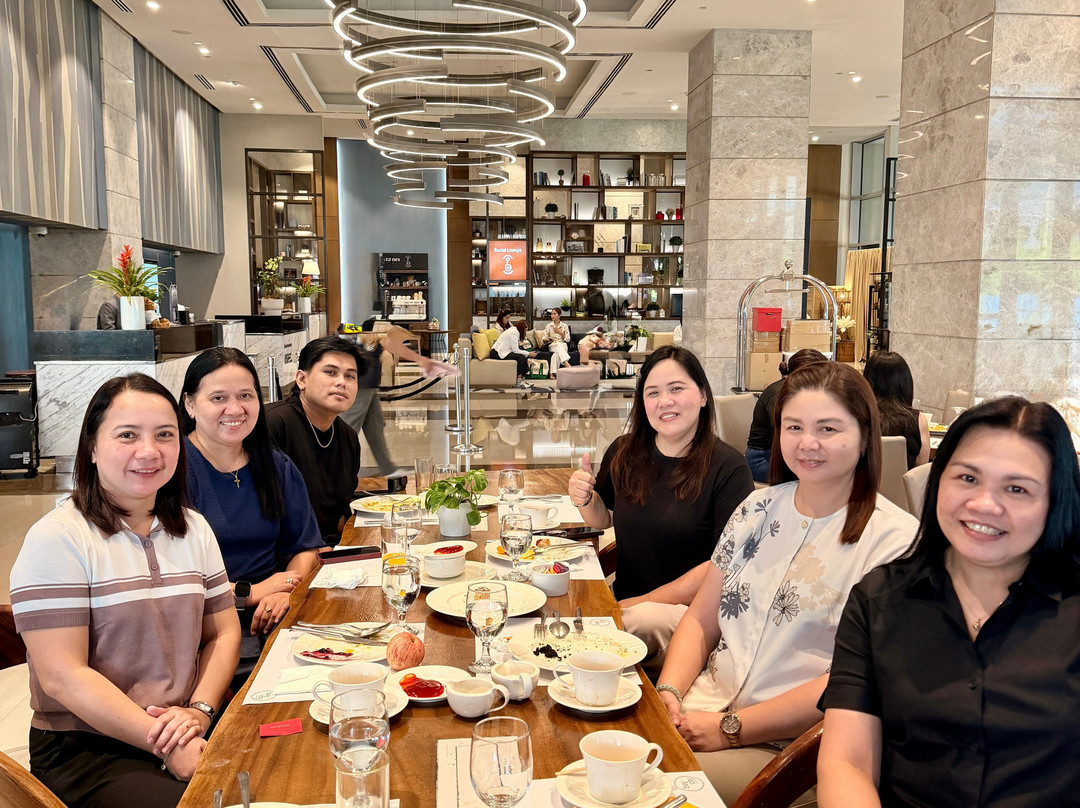 马尼拉馨乐庭湾城酒店主图