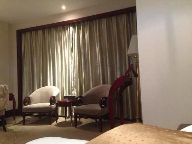 华强诺华廷酒店-客卧