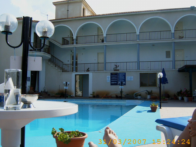 Lovers Nest Hotel Apts.