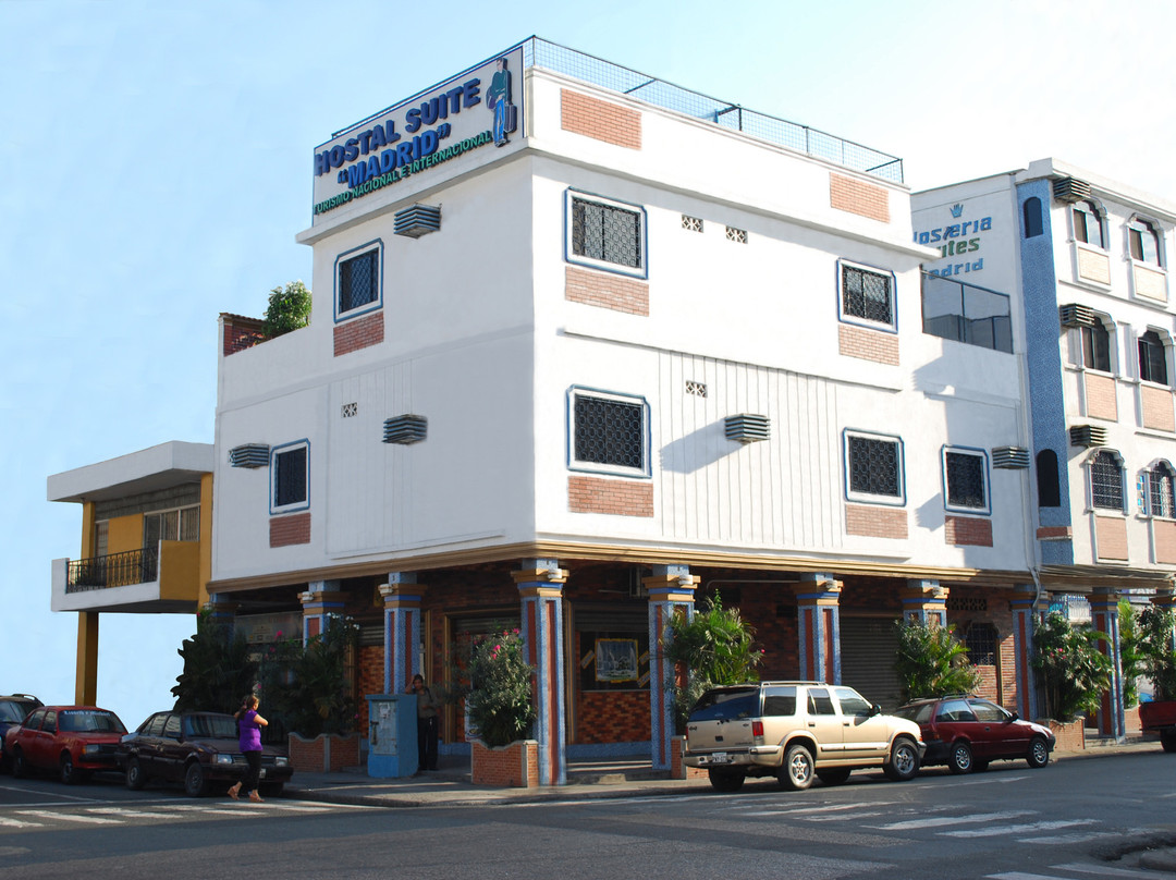 马德里套房旅舍