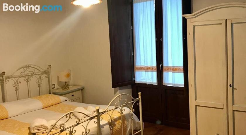 Santu Bainzu Guest House