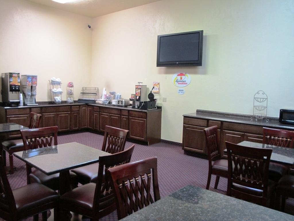 Super 8 by Wyndham Ashland