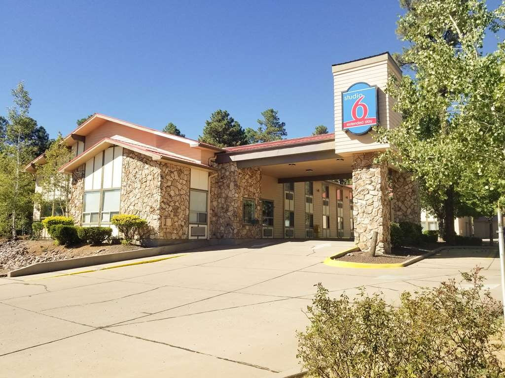 Pinetop Studio Suites