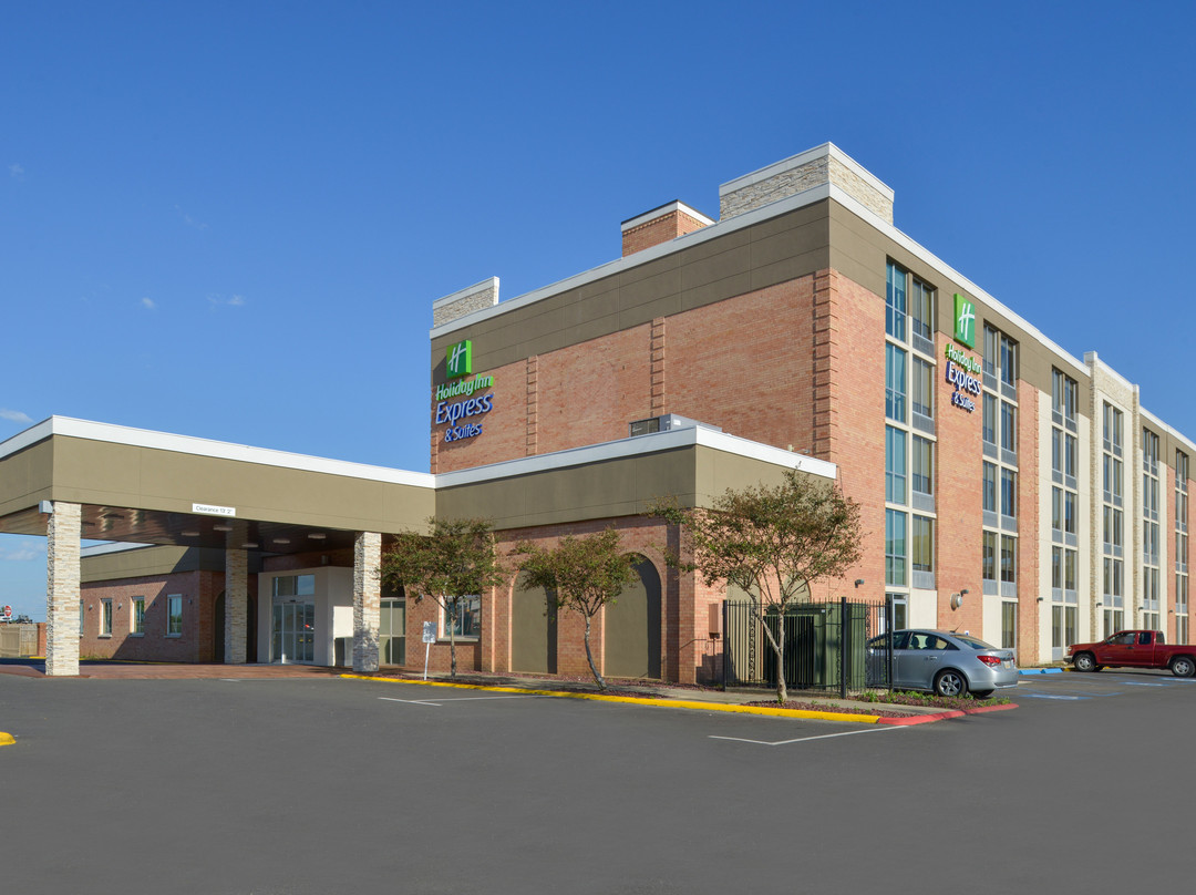Holiday Inn Express & Suites Shreveport - Downtown By IHG