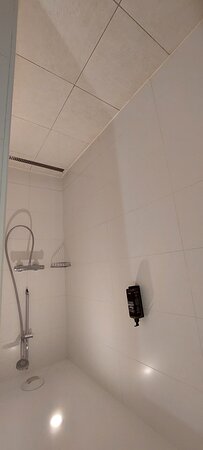 Ibis Styles Saint-Brieuc Gare Centre-浴室