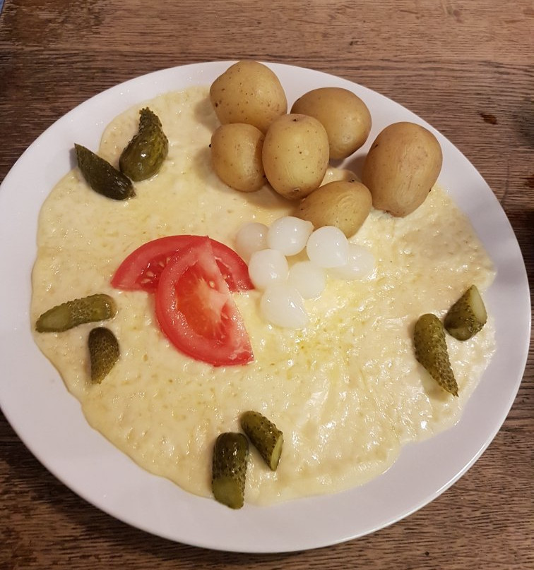 角尼普布酒店主图