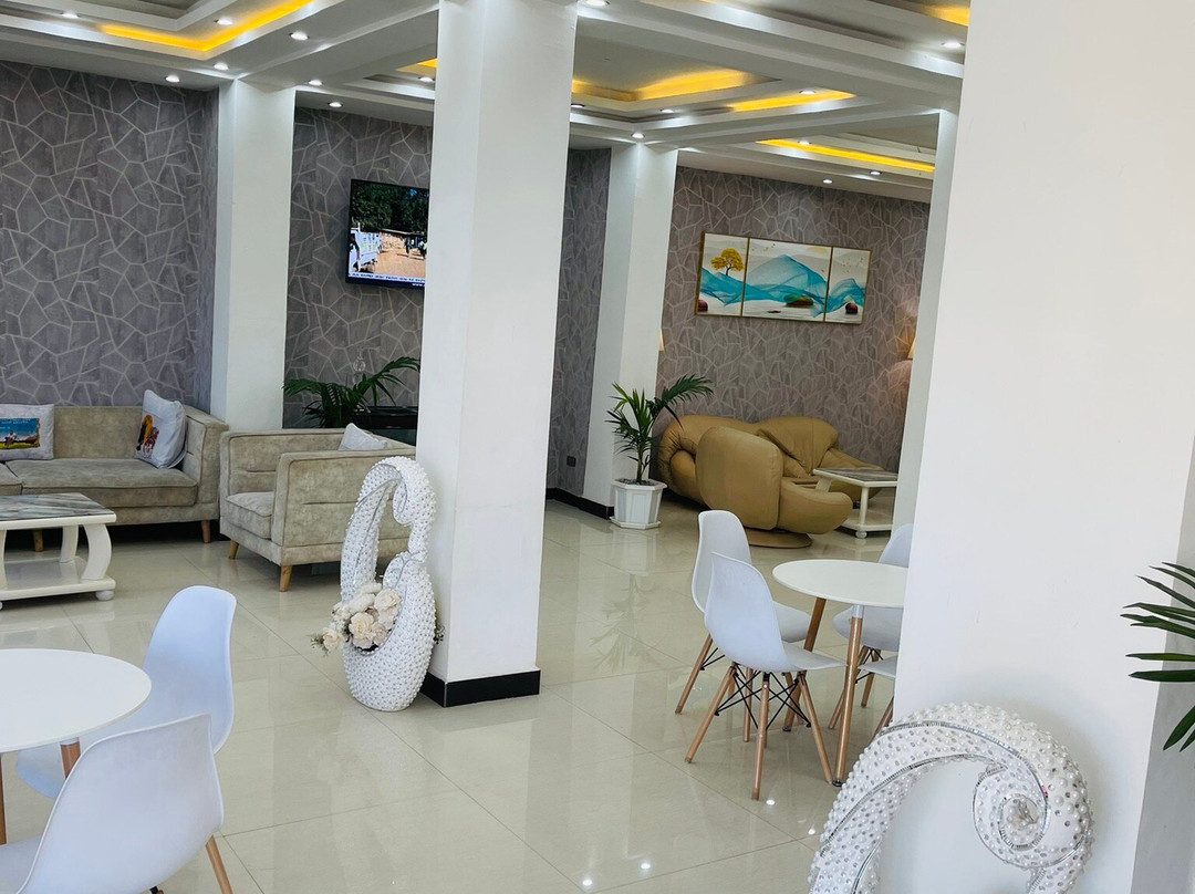 Riverland Hotel