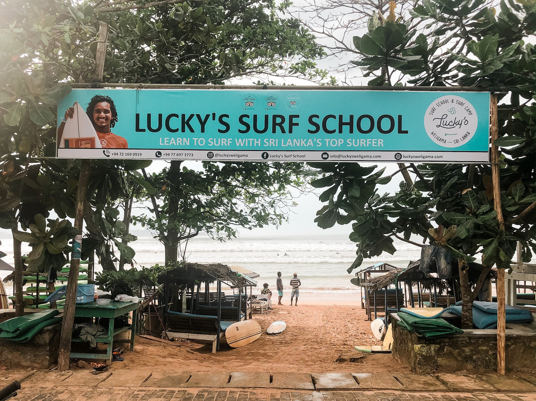 Lucky's Surf School & Surf Camp-瓦勒迦玛必去景点