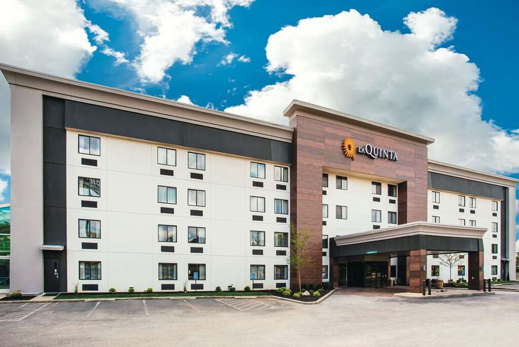 La Quinta Inn & Suites by Wyndham Cincinnati NE - Mason