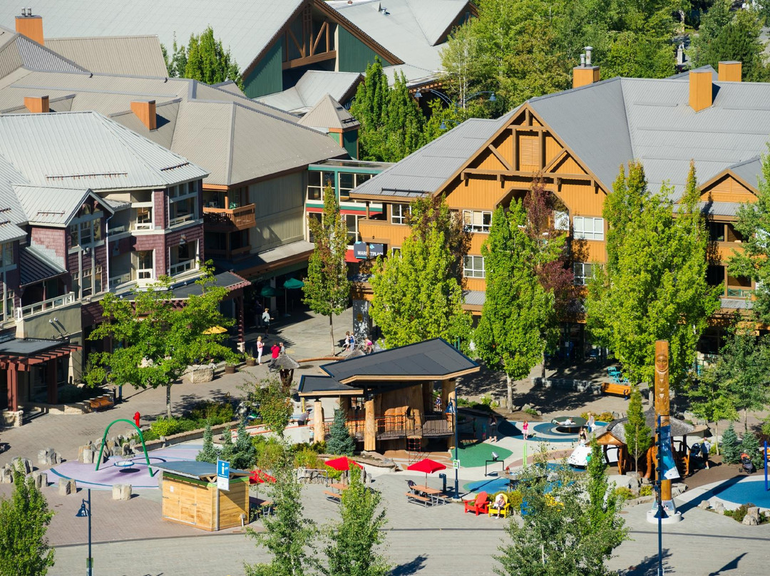 Whistler Olympic Plaza景点图片