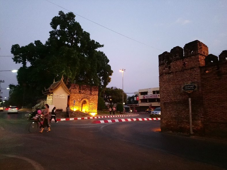 Bumrung Buri Market-清迈必去景点