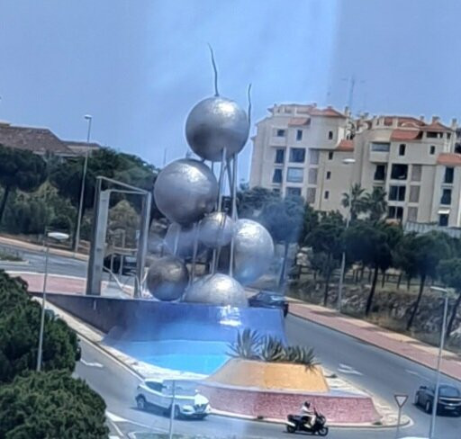 Ball Sculpture-班纳玛德纳必去景点