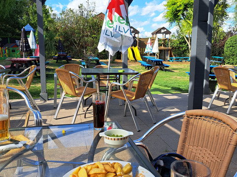 The Green Man Welling & Sunset Restaurant