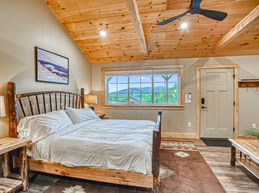 The Lodge By Sunapee Stays