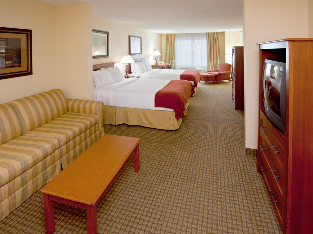 Holiday Inn Express & Suites Greenville by IHG主图