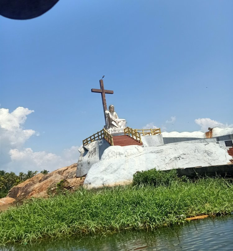 Golden Sand Beach-Poovar必去景点