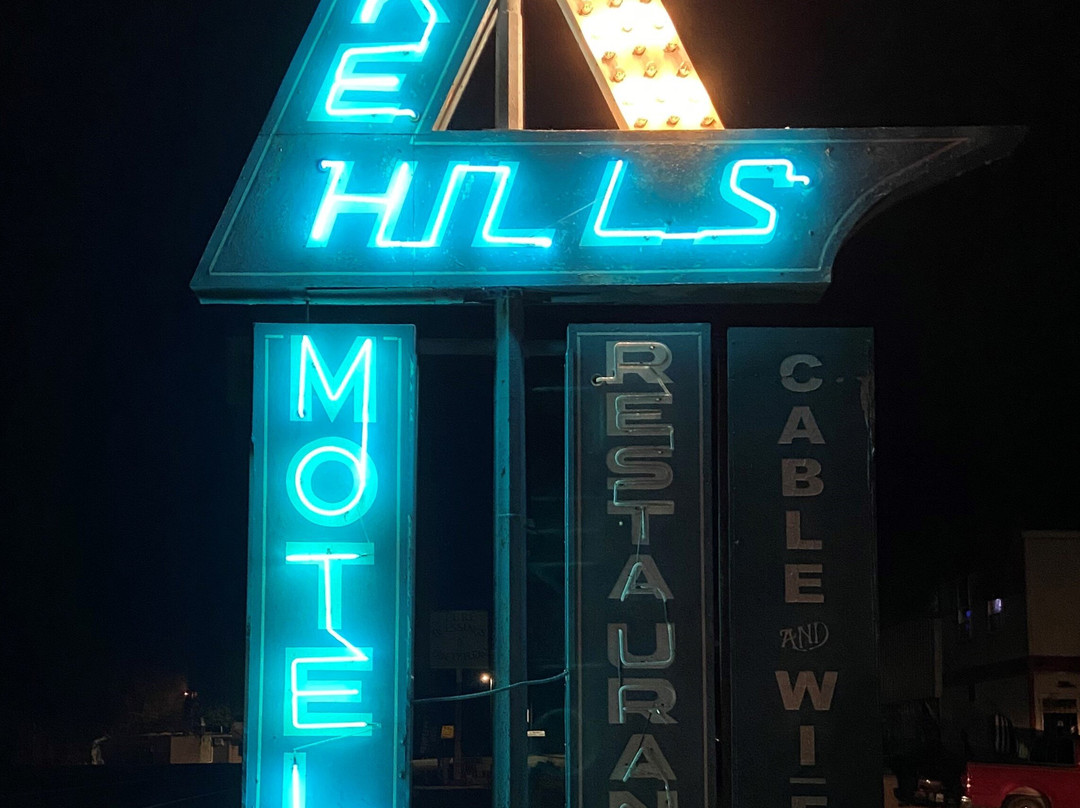 Lake Hills Motel主图