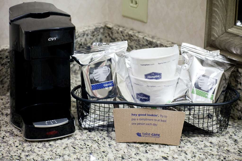 卡洛尔顿希尔顿恒庭酒店主图