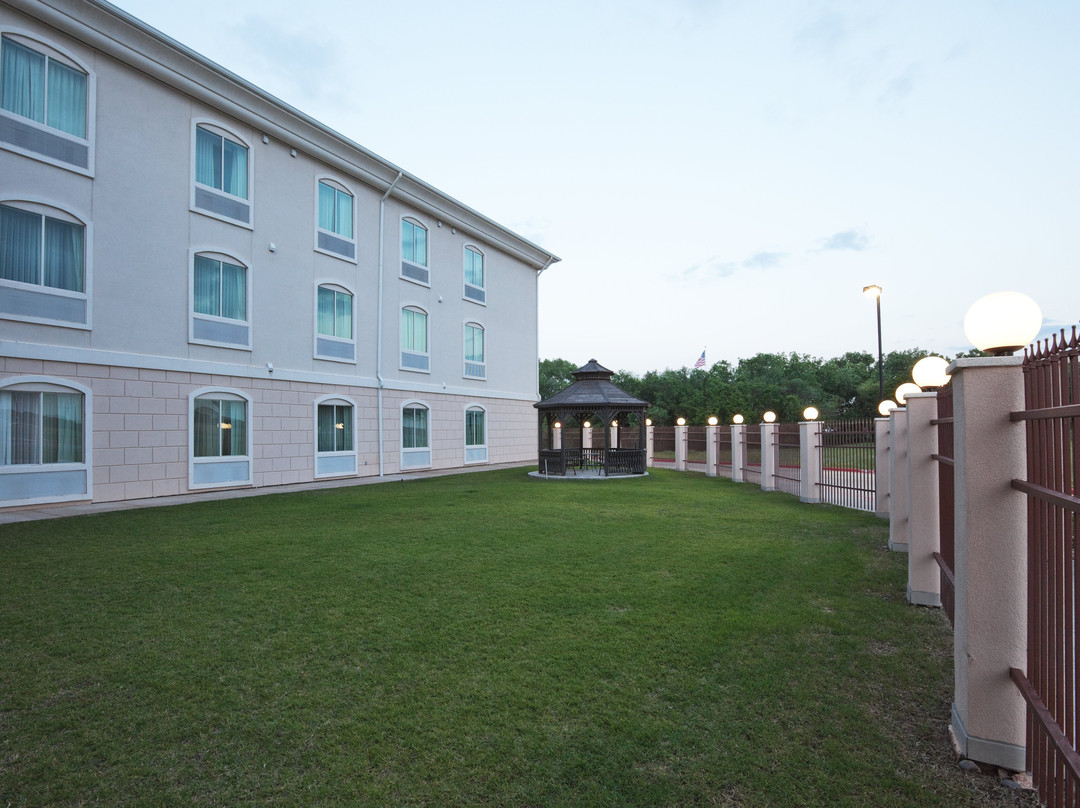 Holiday Inn Express & Suites Woodward Hwy 270 By IHG主图