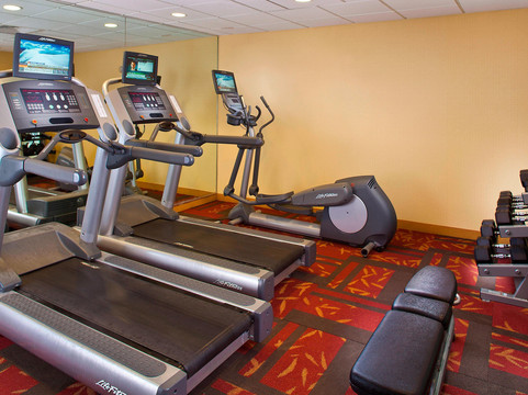 新奥尔良科文顿/曼德维尔万怡酒店主图