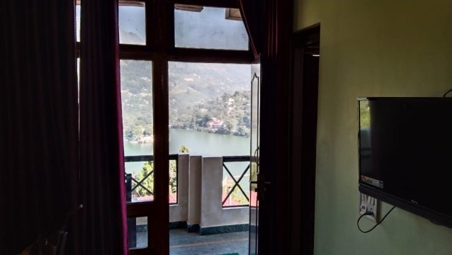 豪华湖景酒店-酒店景观