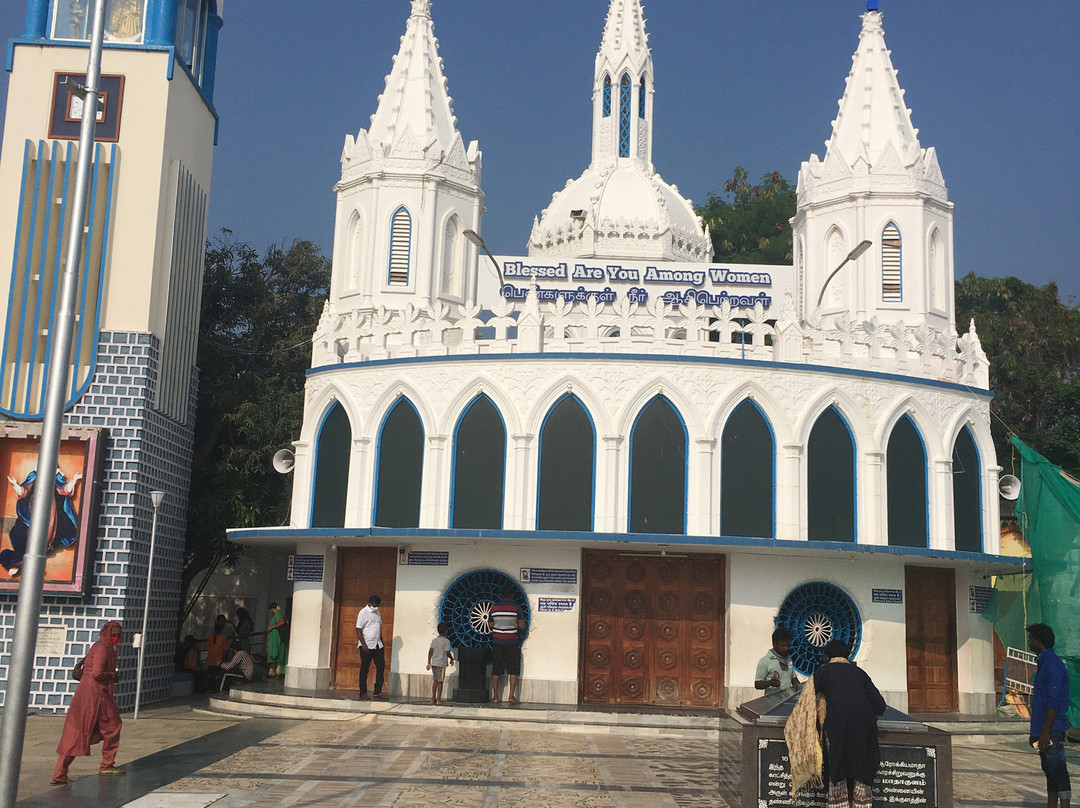 Sri Gnana Vedha Beach Residency主图