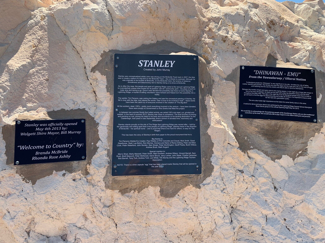 Stanley the Emu-Lightning Ridge必去景点