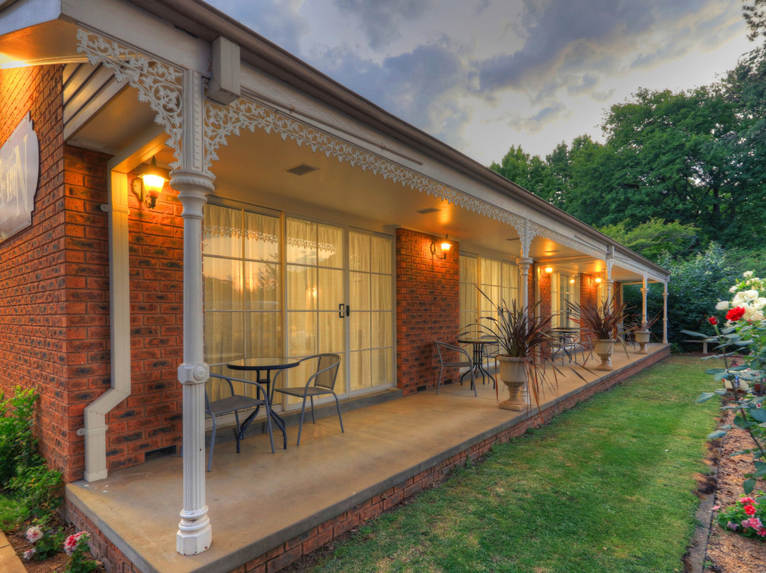 Barrass's John Bright Motor Inn主图