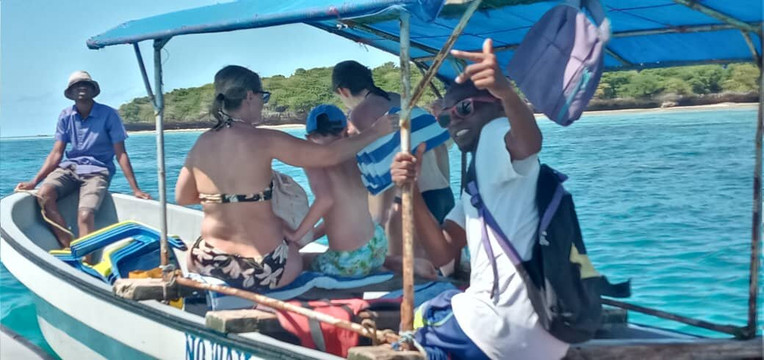 Hussein Tourist Guider-江比阿尼必去景点