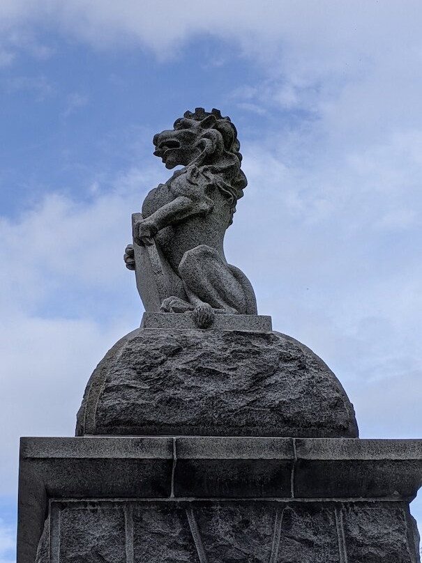 Sir John De Graeme Memorial Fountain-福尔柯克必去景点