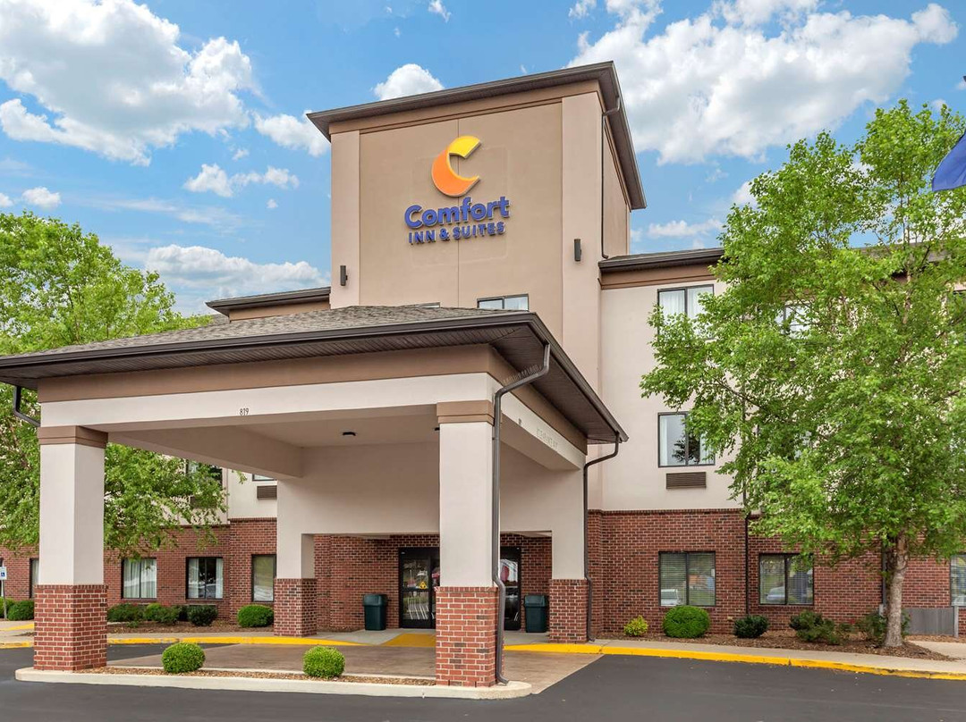 Comfort Inn & Suites主图