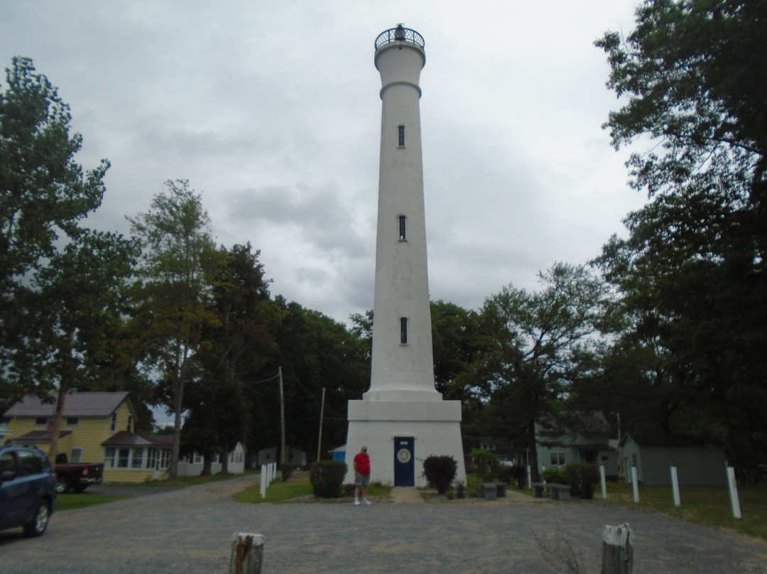 Verona Beach lighthouse景点图片