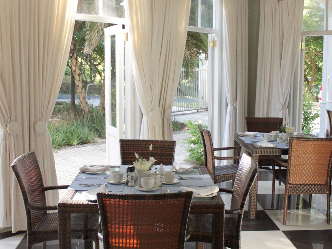 Coral Tree Colony Bed & Breakfast主图