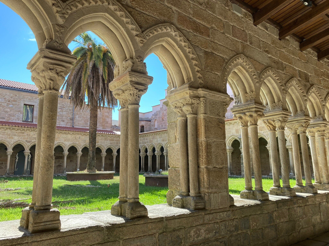 Claustro de San Francisco景点图片