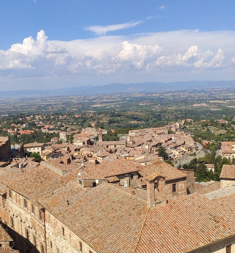 Torre E Terrazza Del Palazzo Comunale-蒙特普尔恰诺必去景点