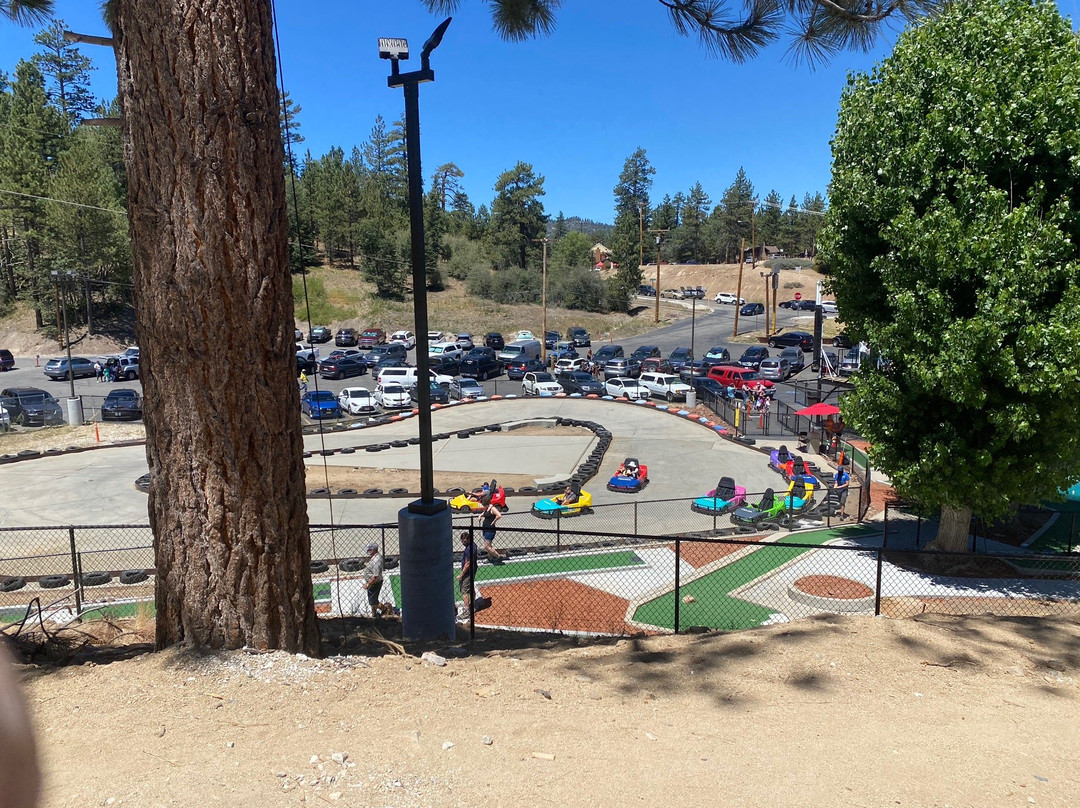 Alpine Slide at Magic Mountain-大熊湖必去景点