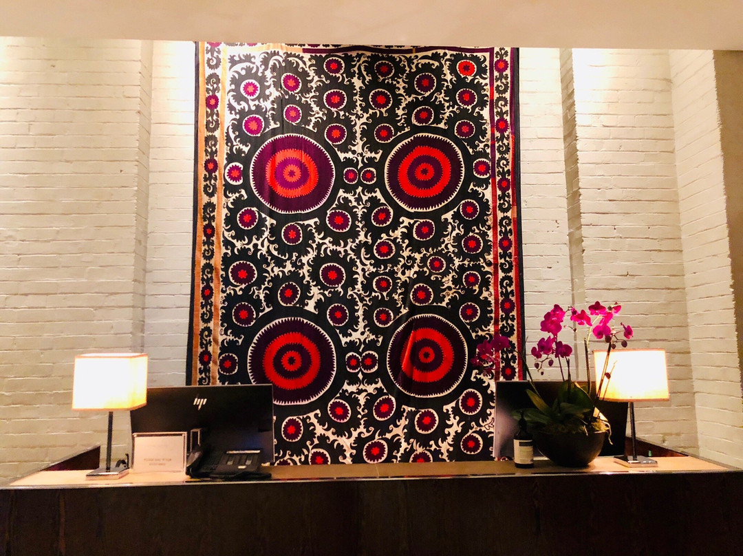 老字号酒店主图