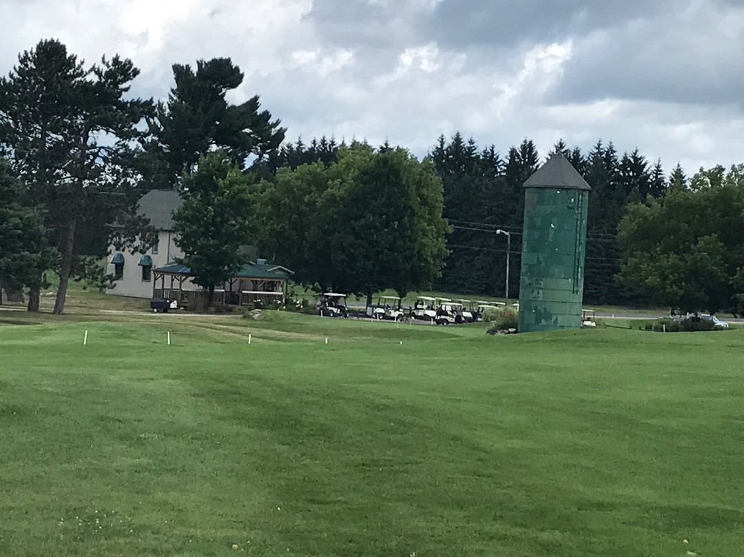 Timber Wolf Golf Club景点图片