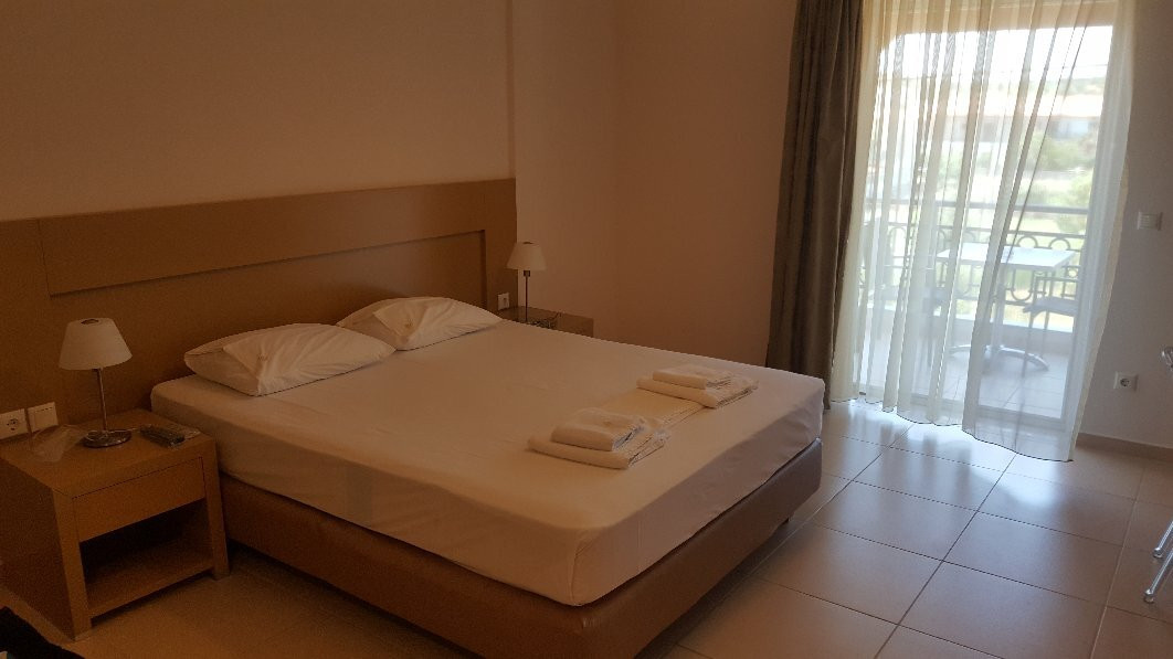 Georgio Seaside Hotel主图