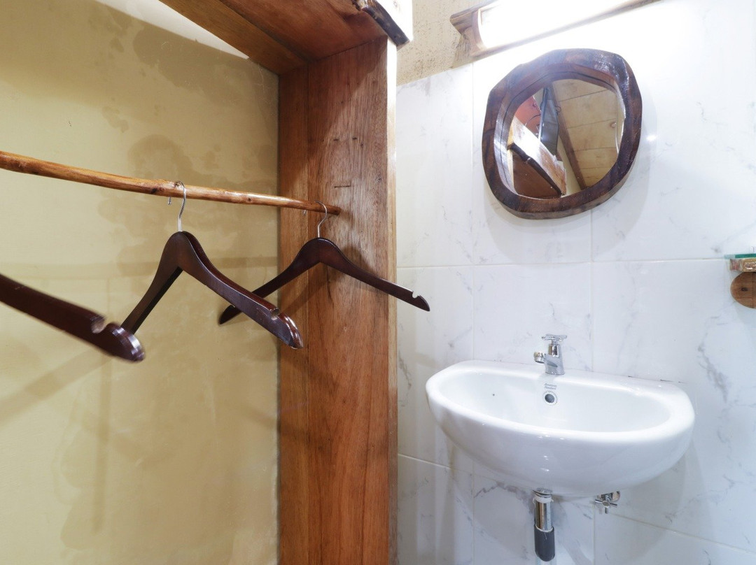 Alloyna Country Cottage主图