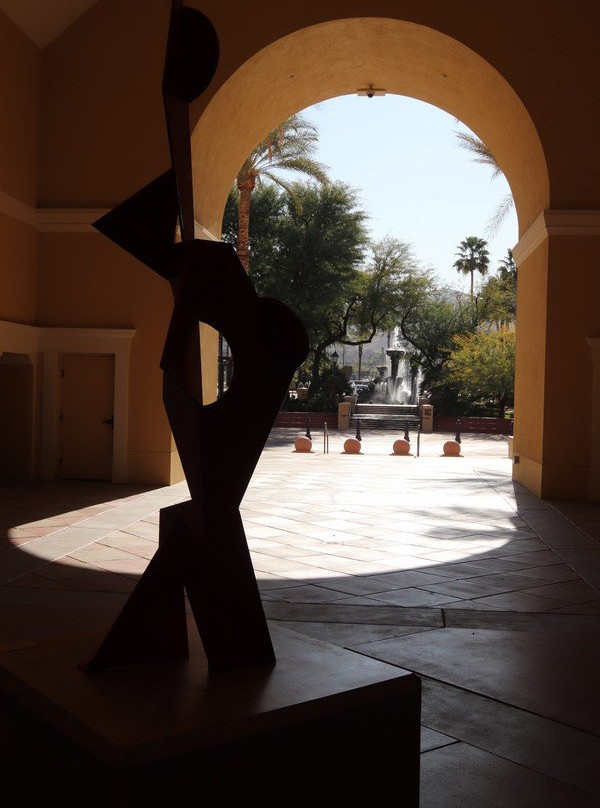 Civic Center Park-棕榈沙漠必去景点