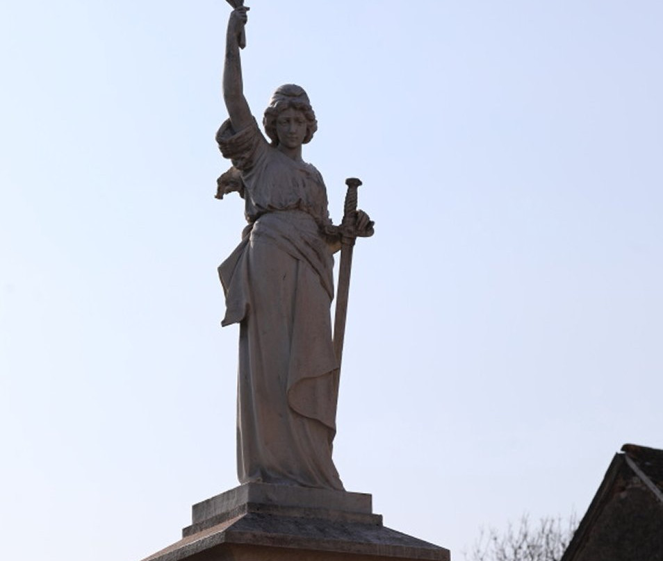 Monument aux morts de Boyer景点图片