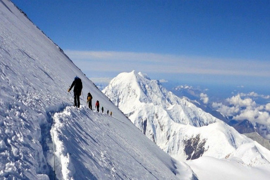2 days toubkal trek from marrakech-马拉喀什必去景点