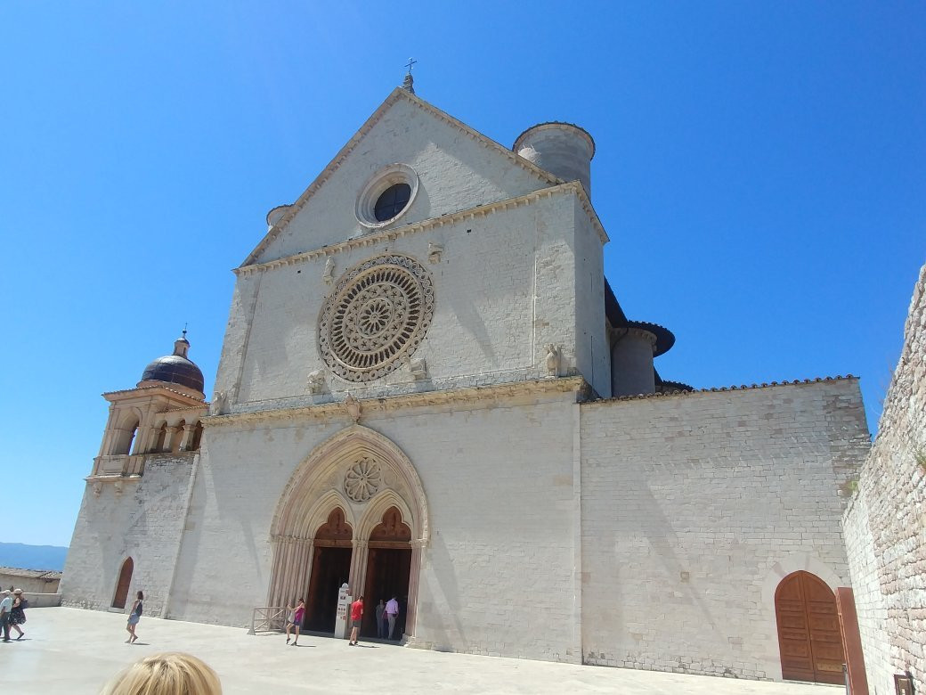Via San Francesco-阿西西必去景点