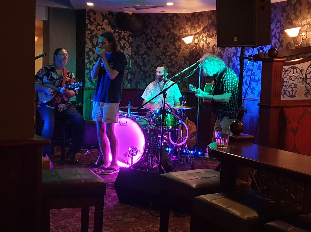 Noosa Reef Hotel主图